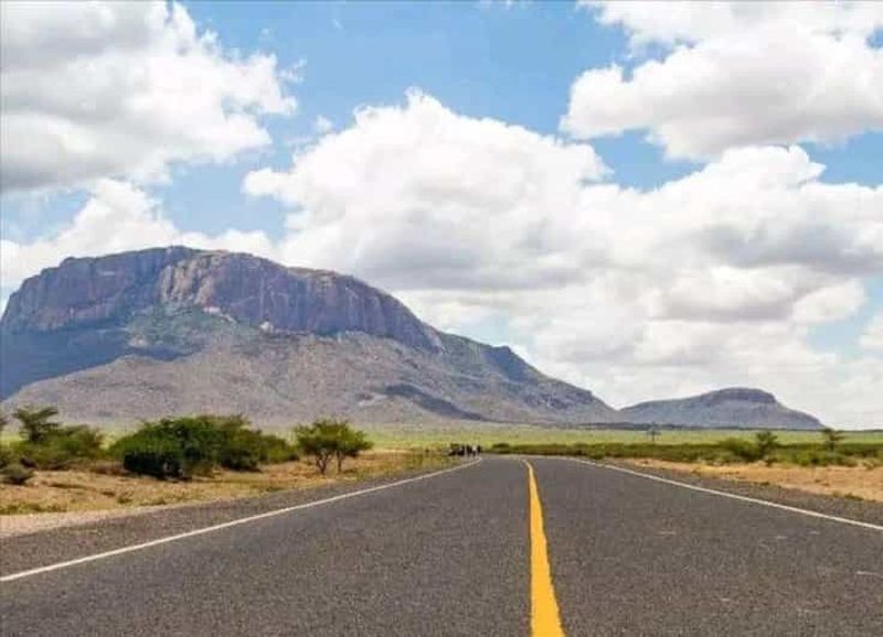 Nairobi : 4 jours dans le désert de Chalbi, l'oasis de Kalacha et le lac Turkana