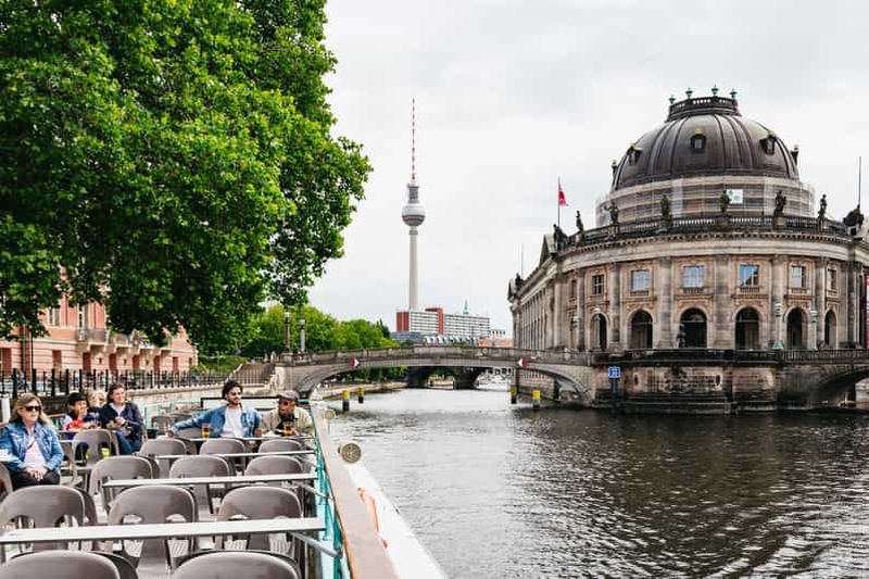 Berlin : Croisière touristique d'une heure dans la ville