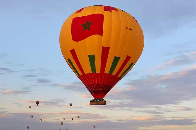 Marrakech : vol en montgolfière avec petit-déjeuner berbère