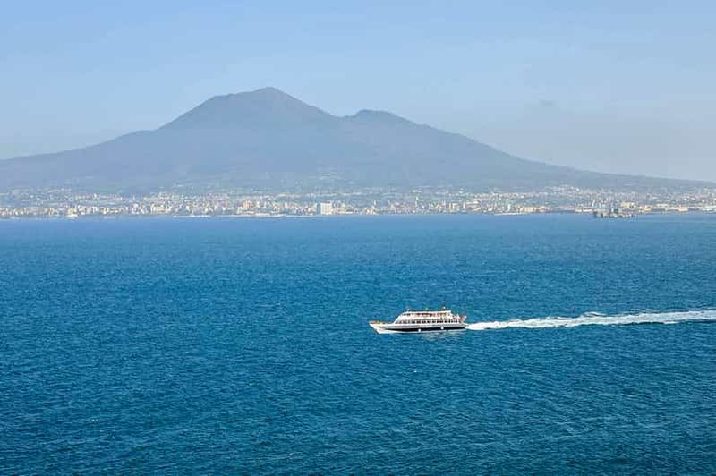 Au départ de Sorrente : Croisière d'une journée à Positano et Amalfi
