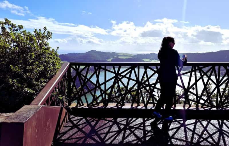 Furnas : merveilles volcaniques, plantation de thé et cascade