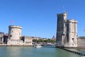 La Rochelle : visite à pied avec un guide rochelais