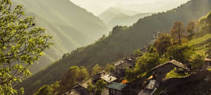 Pomaretto : Visite guidée des vallées occitanes avec nourriture et vin