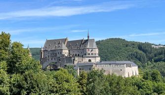 Visite du château de Vianden au Luxembourg avec transfert + arrêt surprise