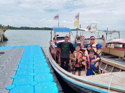 Ao Nang : transfert aller simple en bateau à longue queue vers la plage de Railay