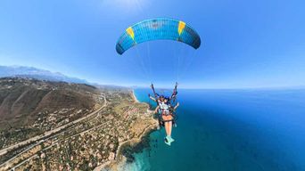 Cefalù : Vol en parapente avec paramoteur et GoPro13 photos vidéo