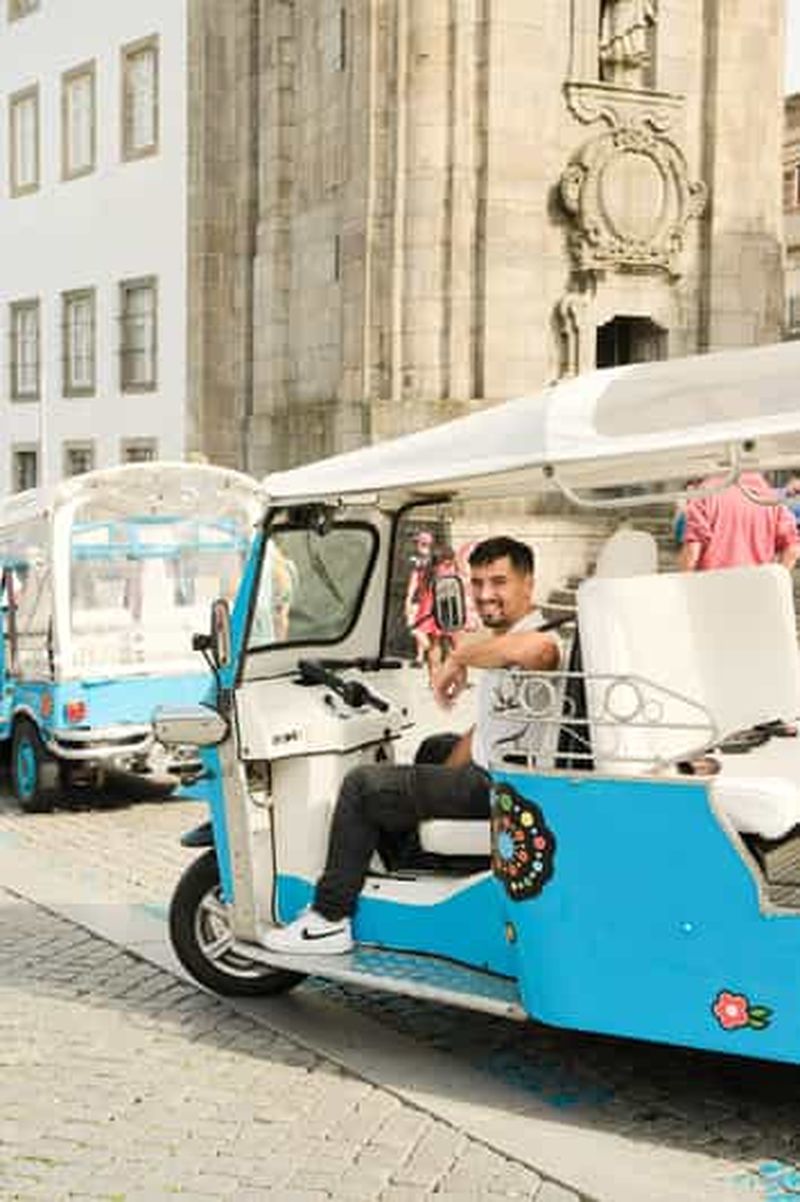 Porto : visite en tuk-tuk avec dégustation d'huile d'olive