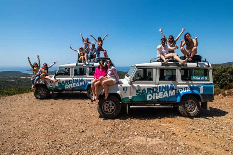 Au départ de Cagliari : 4x4 Montagnes & Plages Chia ou Villasimius