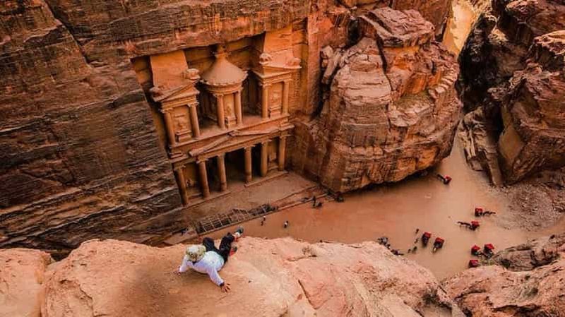 Au départ d'Amman : Excursion privée de 2 jours à Petra, Wadi Rum et la Mer Morte