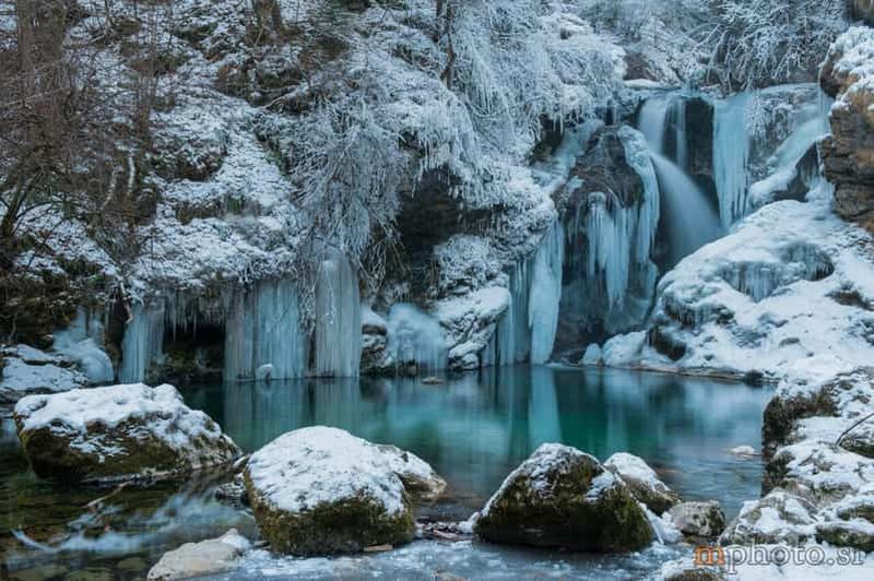 Excursion hivernale à Bled : cascade de la gorge de Vintgar et déjeuner slovène