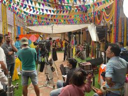 Visite touristique de Bollywood et visite de la maison des célébrités en voiture privée