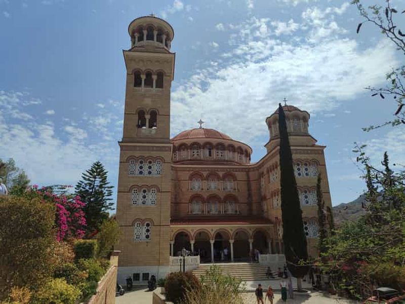 Égine : visite du monastère d'Agios Nektarios et de Paliachora