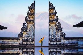 Bali ; pura lempuyang, tirta gangga dan pura besakih trip