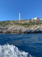 Depuis Torre Vado : Tour en bateau des grottes de Leuca avec apéritif