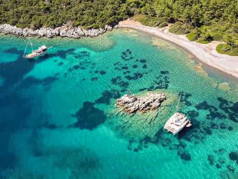 Bodrum : Tour en bateau de l'île d'Orak avec arrêts baignade et déjeuner