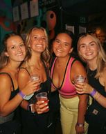 Prague : tournée des bars avec boissons à volonté, bars et entrée en boîte de nuit