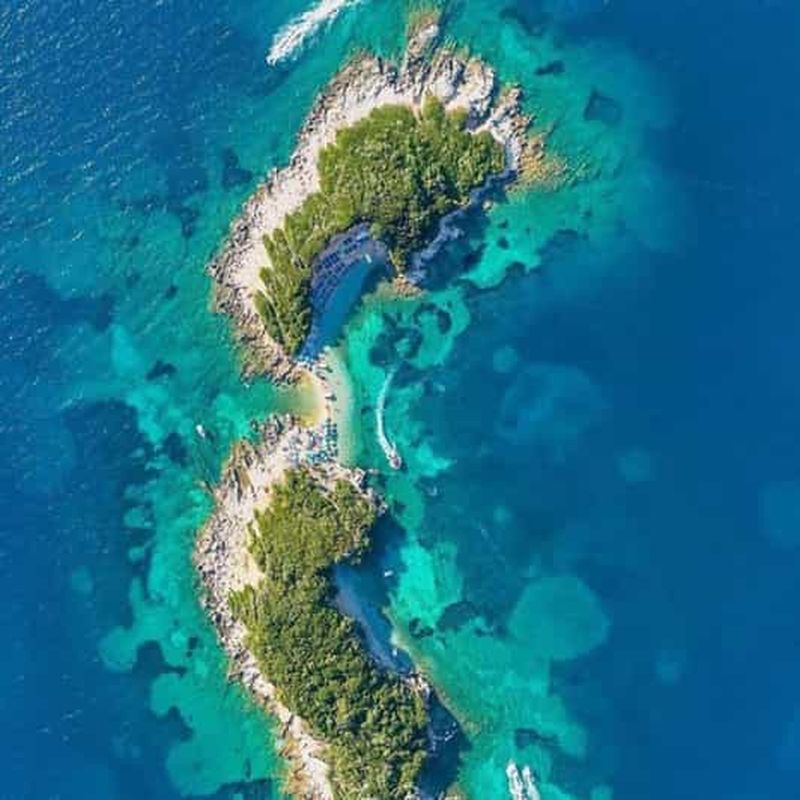 Au départ de Tirana, Durrës et Golem : circuit à Saranda, Blue Eye et Ksamil