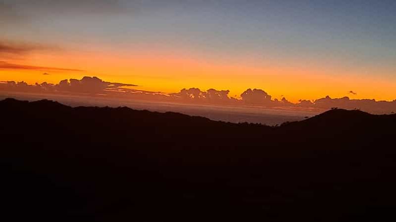 Île de Tanna : visite privée au mont Yasur au lever du soleil