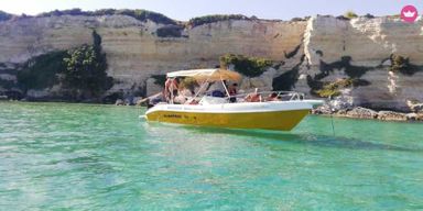 Otrante : visite privée en bateau Albatros avec apéritif et collation