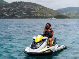 Martinique: 1h de randonnée jet-ski dans les baies du Marin