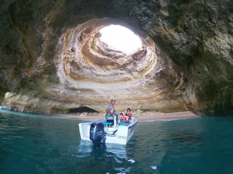 De Carvoeiro: grottes de Benagil et excursion en bateau à Praia da Marinha