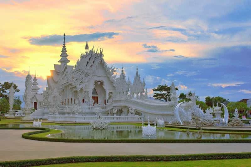 Au départ de Chiang Mai : Visite des temples de Chiang Rai et du Triangle d'Or