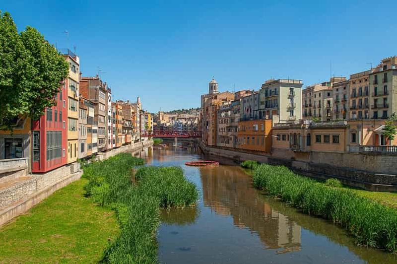 Depuis Barcelone : Girona et Peratallada : visite privée d'une jounée