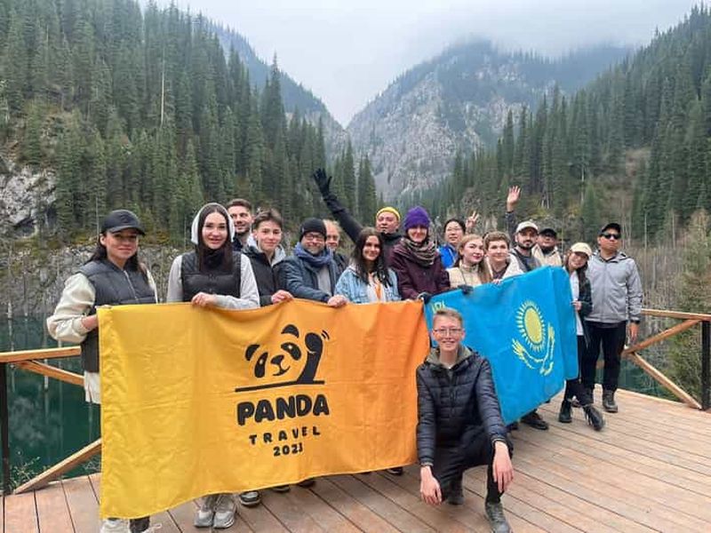 Au départ d'Almaty : excursion d'une journée aux lacs Kolsay et Kaindy et au canyon de Charyn