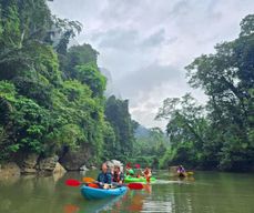 Parc de Khao Sok : aventure en kayak dans la jungle et observation de la faune sauvage