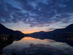 Lac d'Orta : visite d'Omegna au coucher du soleil