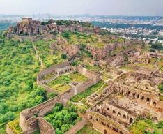 Hyderabad : visite du Charminar, du fort de Golconda et des tombeaux de Qutub Shahi