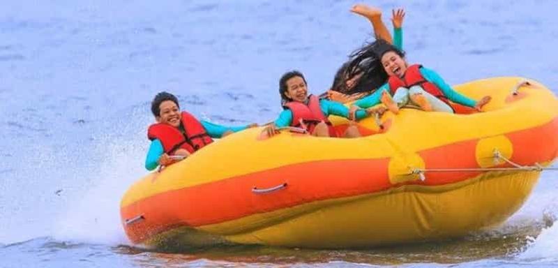 Balade en gaufre et expérience de kayak en eau claire à Coron Palawan