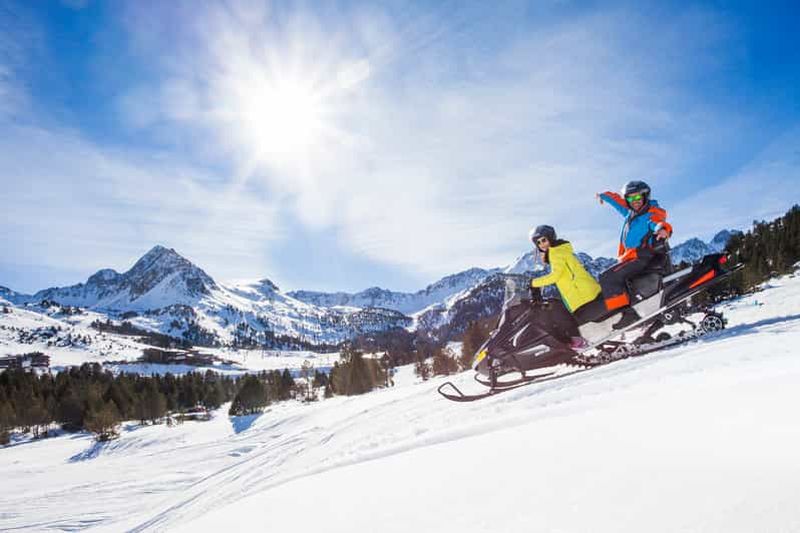 Grandvalira : Excursion en motoneige pour 1 ou 2 personnes