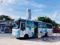 Phuket : Transfert en bus de l'aéroport de Phuket de/vers Karon Beach