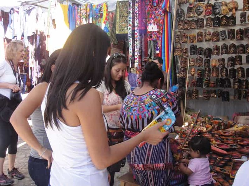 Visite de Chichicastenango et du lac Atitlan depuis Antigua
