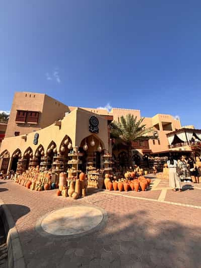 Mascate : Aventure en 4x4 à travers le Jebel Akhdar et Nizwa