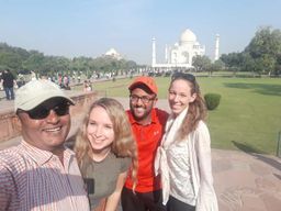 Découvrez le Taj, le Fort Rouge et Fatehpur Sikri en une journée au départ d'Agra