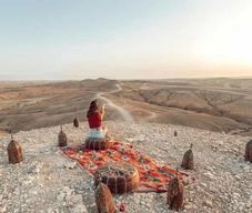 Marrakech : coucher de soleil dans le désert d'Agafay, balade à dos de chameau et dîner-spectacle