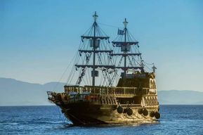 Au départ de Kos : excursion d'une demi-journée en bateau vers l'île de Pserimos avec déjeuner