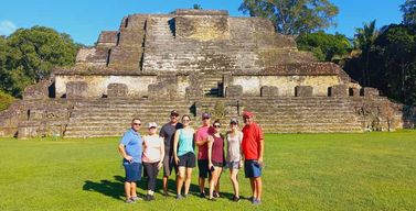 Belize City : visite privée d'Altun Ha et des singes hurleurs