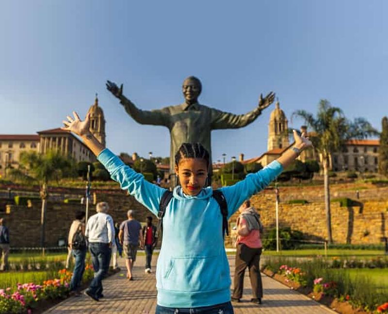 Visite citadine de Pretoria : découvrez la maison de Kruger, les monuments et bien plus encore.