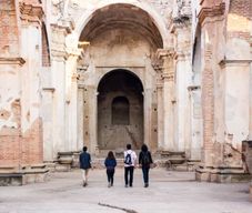 Rio Dulce : Transfert partagé aller simple vers Antigua Guatemala