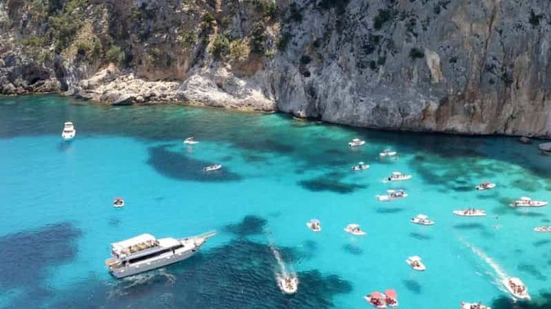 Arbatax : Excursion d'une journée en bateau dans le golfe d'Orosei