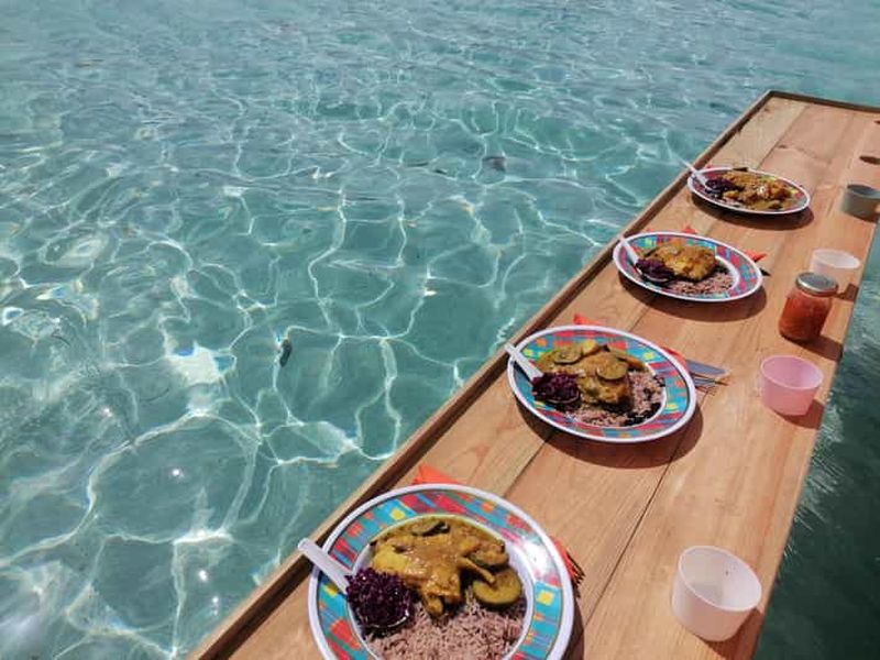 Excursion en bateau avec repas dans l'eau (Grand Cul-de-Sac)