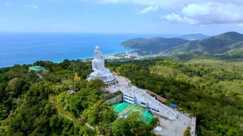 Les temps forts de Phuket : le Grand Bouddha, Wat Chalong et la vieille ville