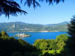 Orta San Guilio : visite du village, du Sacro Monte et du lac