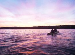 Excursion en kayak de mer au coucher du soleil à Québec avec le vin Mapple