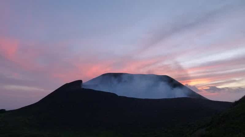 Telica au crépuscule : Excursion de 6 heures sur le volcan depuis León