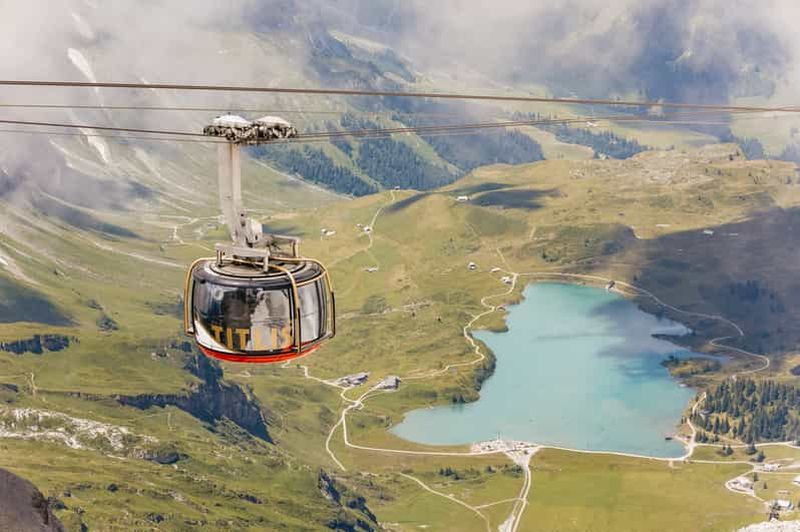 Au départ de Zurich : excursion d'une journée au mont Titlis avec Ice Flyer et Lucerne