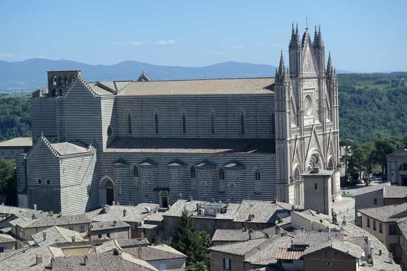 Orvieto : 2 heures de visite des cathédrales et des souterrains